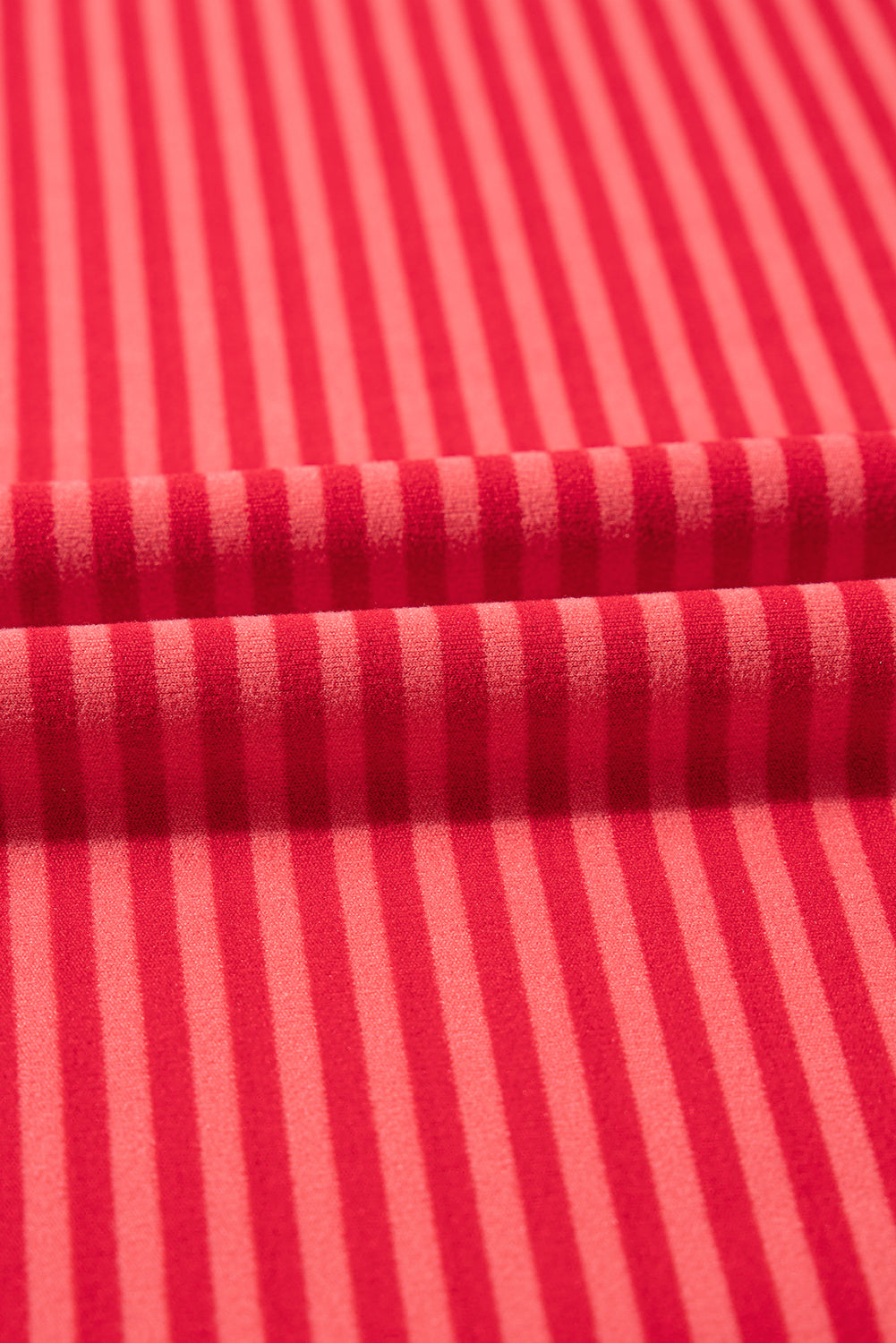 Haut boutonné à manches longues et épaules tombantes à rayures orange grande taille