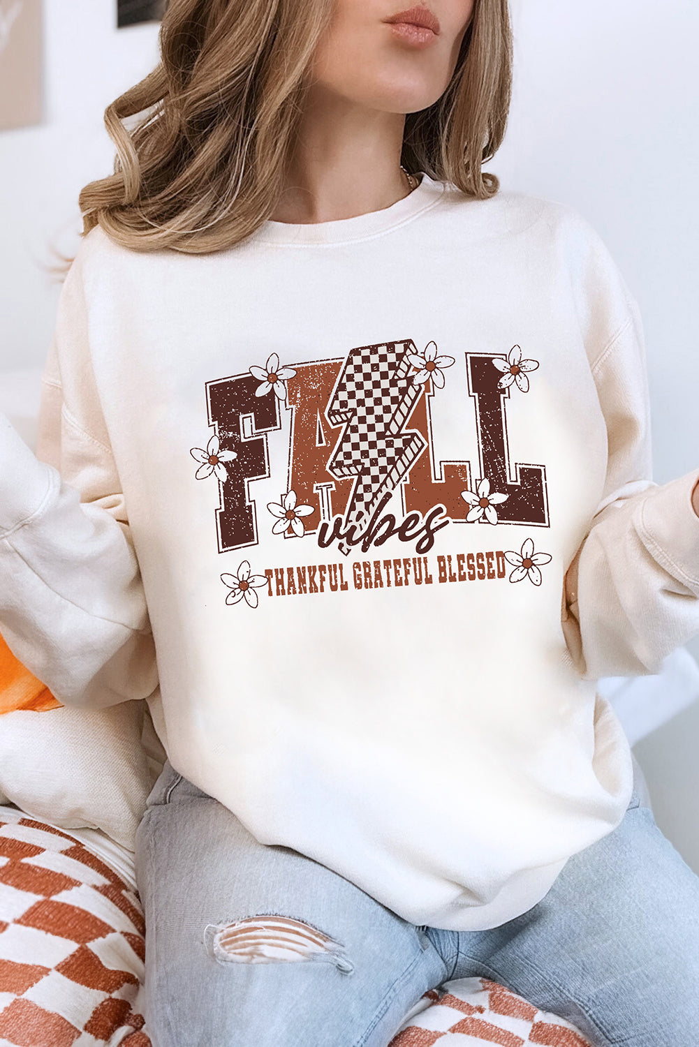 White FALL THANKFUL Graphic Drop Shoulder Sweatshirt – HannaBanna