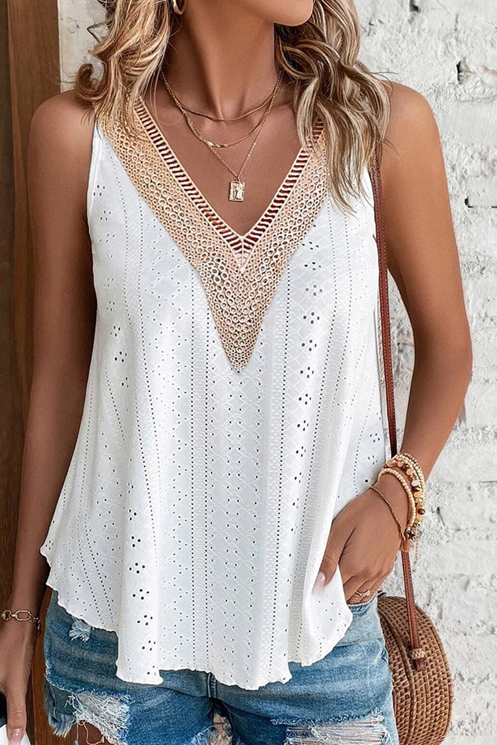 White Lace Crochet Splicing V Neck Loose Fit Tank Top – HannaBanna
