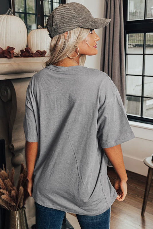 T-shirt gris moyen à imprimé léopard et étoiles