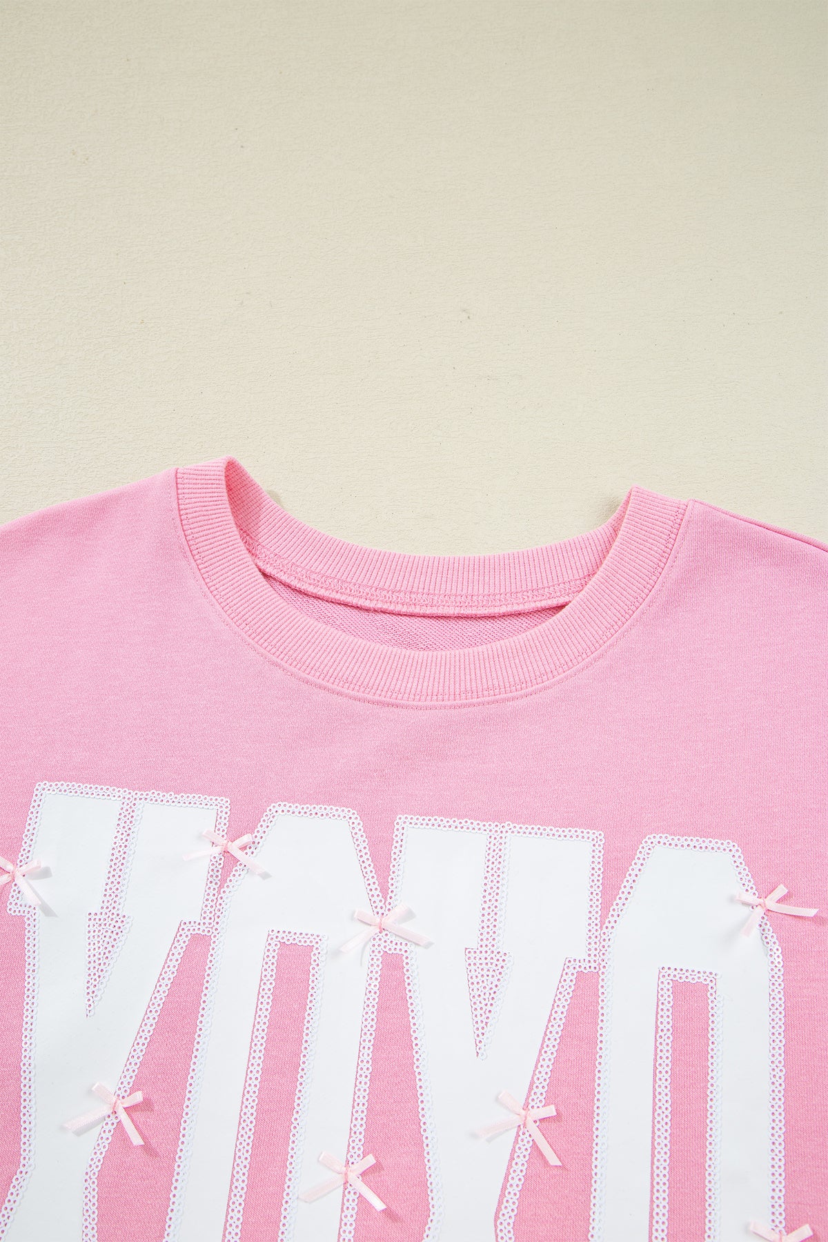 Pink Bow Sequin XOXO Letter Graphic Exposed Seam Baggy Sweatshirt