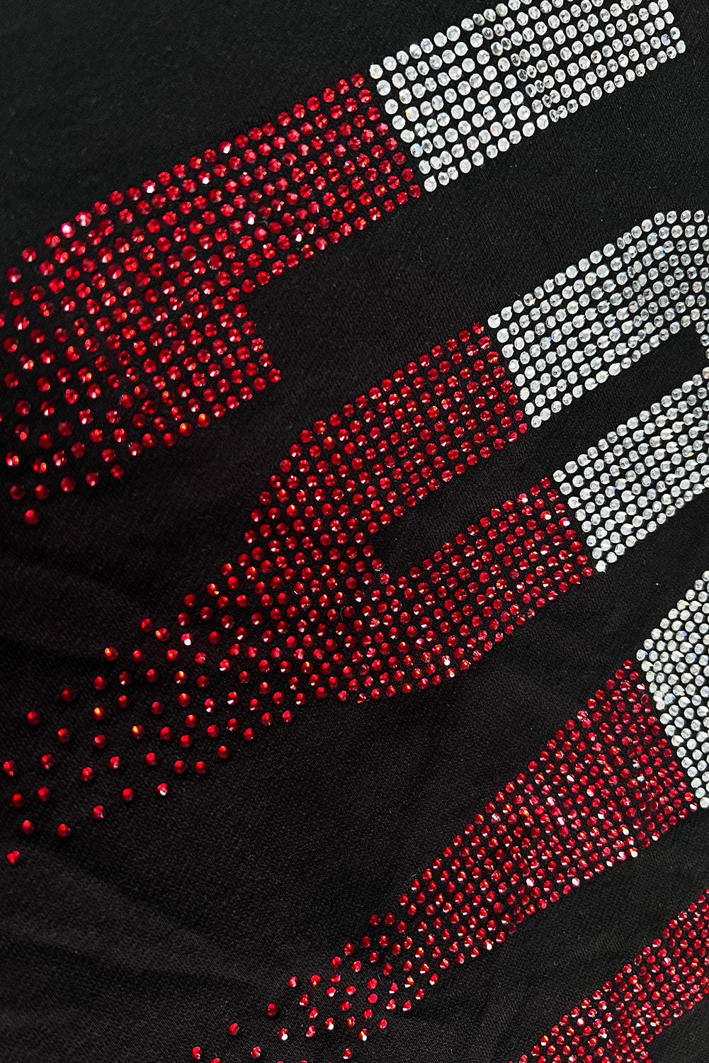 Sweat-shirt ras du cou noir à strass pour la Saint-Valentin