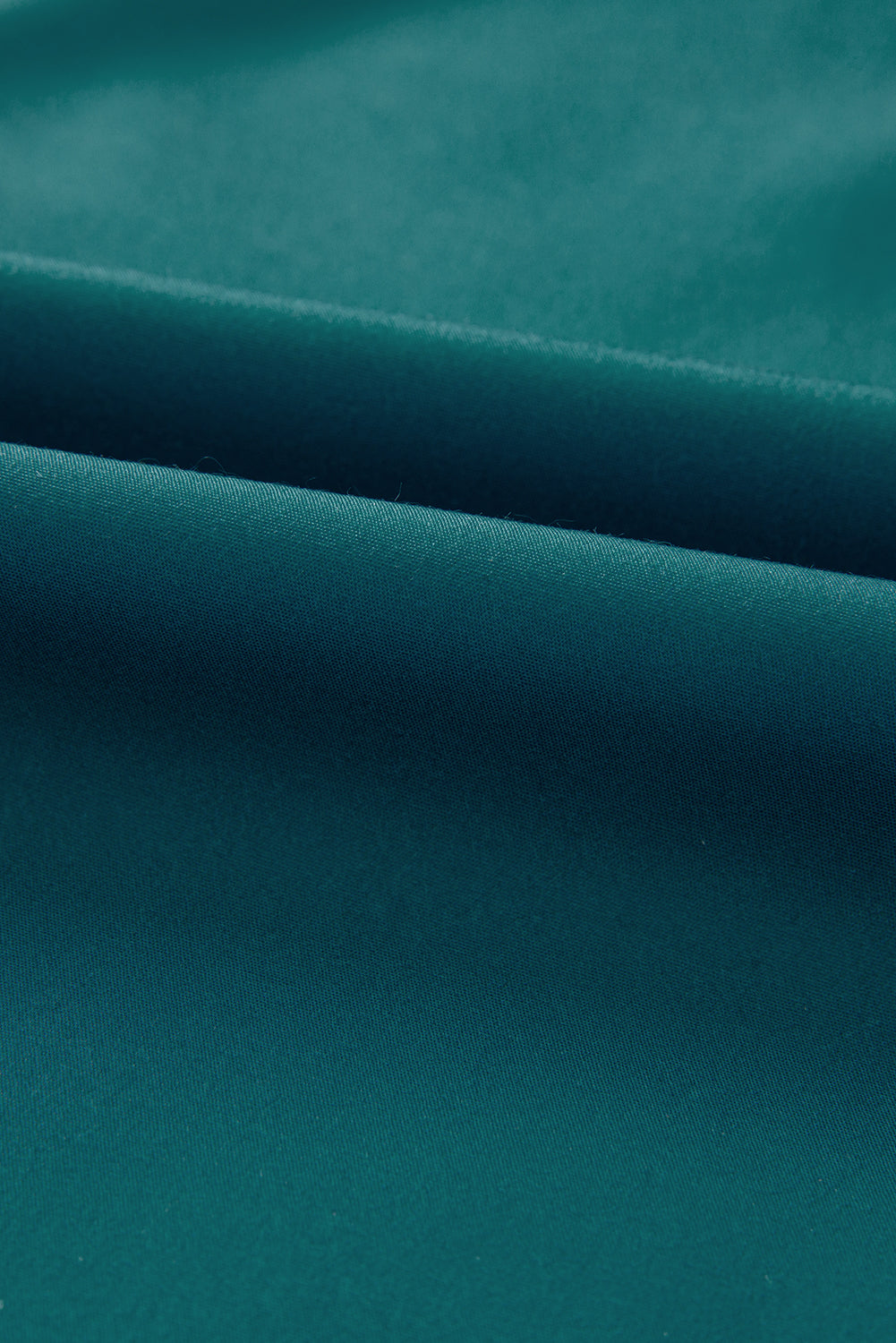 Robe courte à volants et col en V style bohème à fleurs et lacets, manches bouffantes et volants, Skobeloff