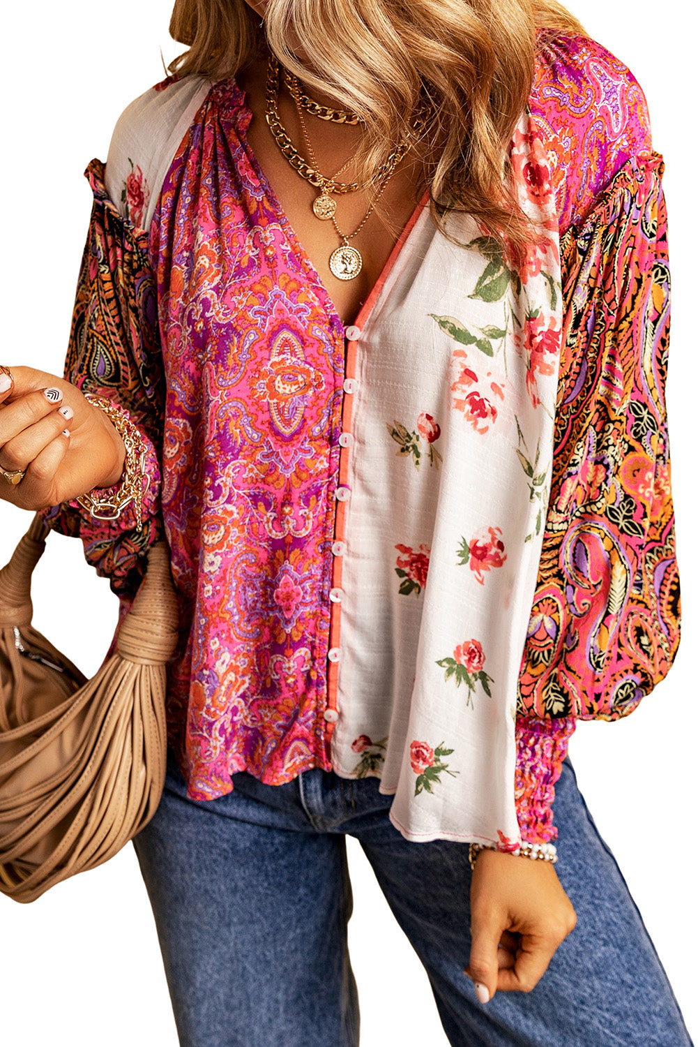 Blusa con cuello en V y puños fruncidos con patchwork floral multicolor