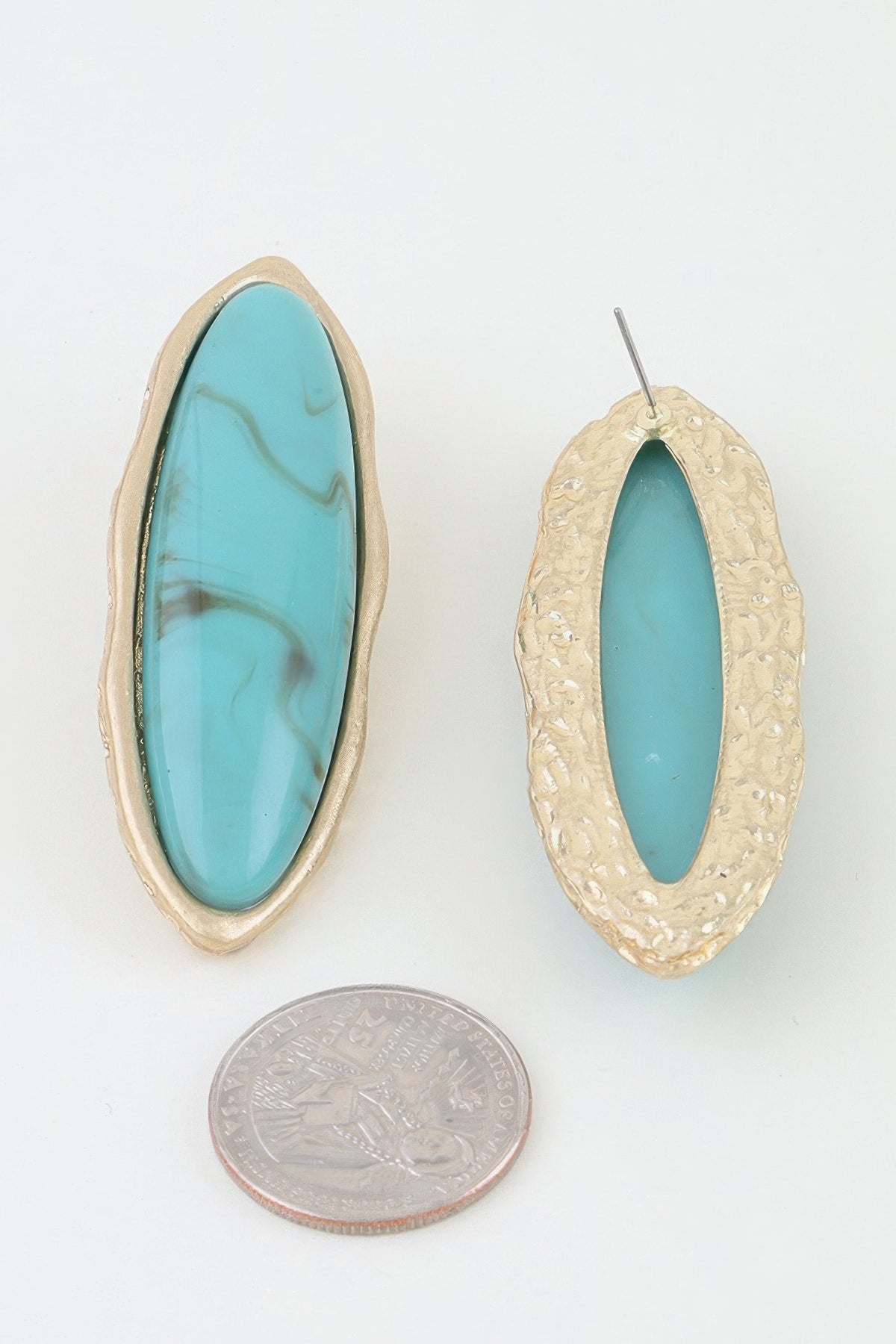 Minimal Ripple Oval Stone Earrings