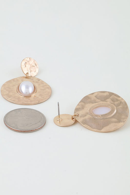 Hammered Pearl In The Sea Earrings