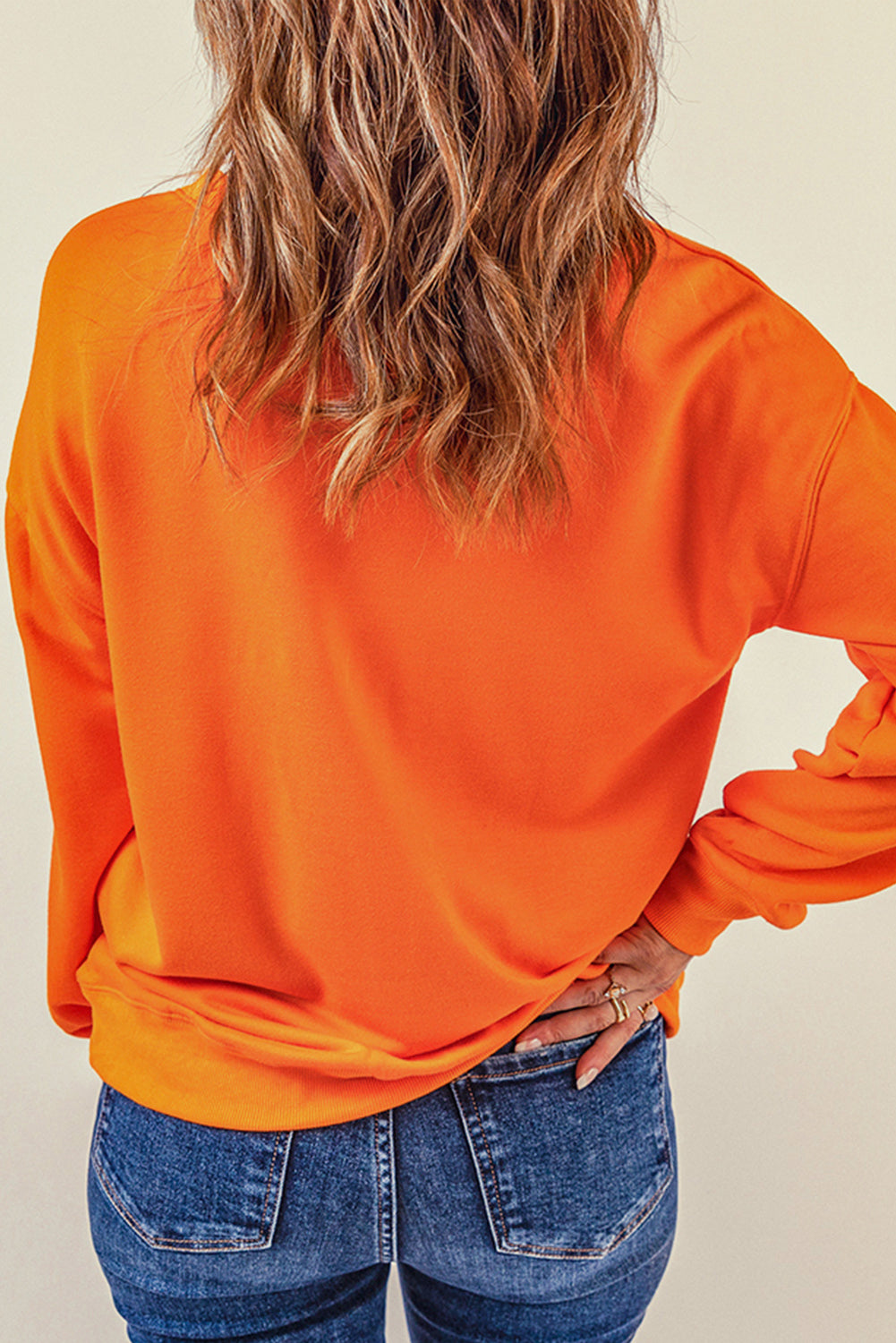 Sweat-shirt graphique orange « PARLEZ-MOI DE DINDE » pour les fêtes de Thanksgiving