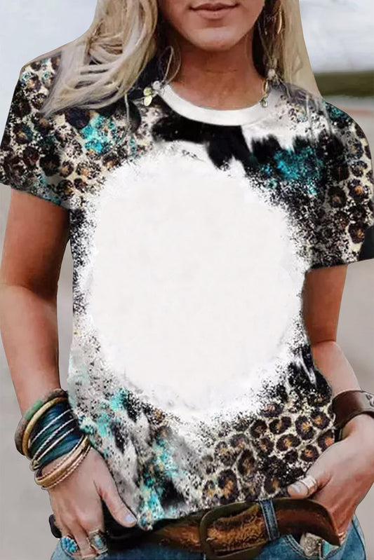 Ropa en blanco- Camiseta blanqueada de moda occidental