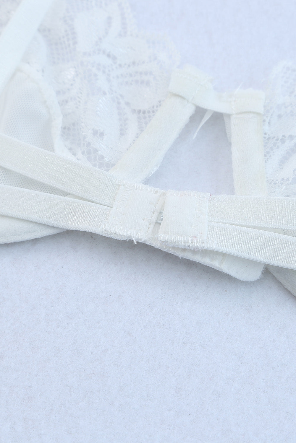 3 piezas set de lencería de malla de encaje con liguero de plumas