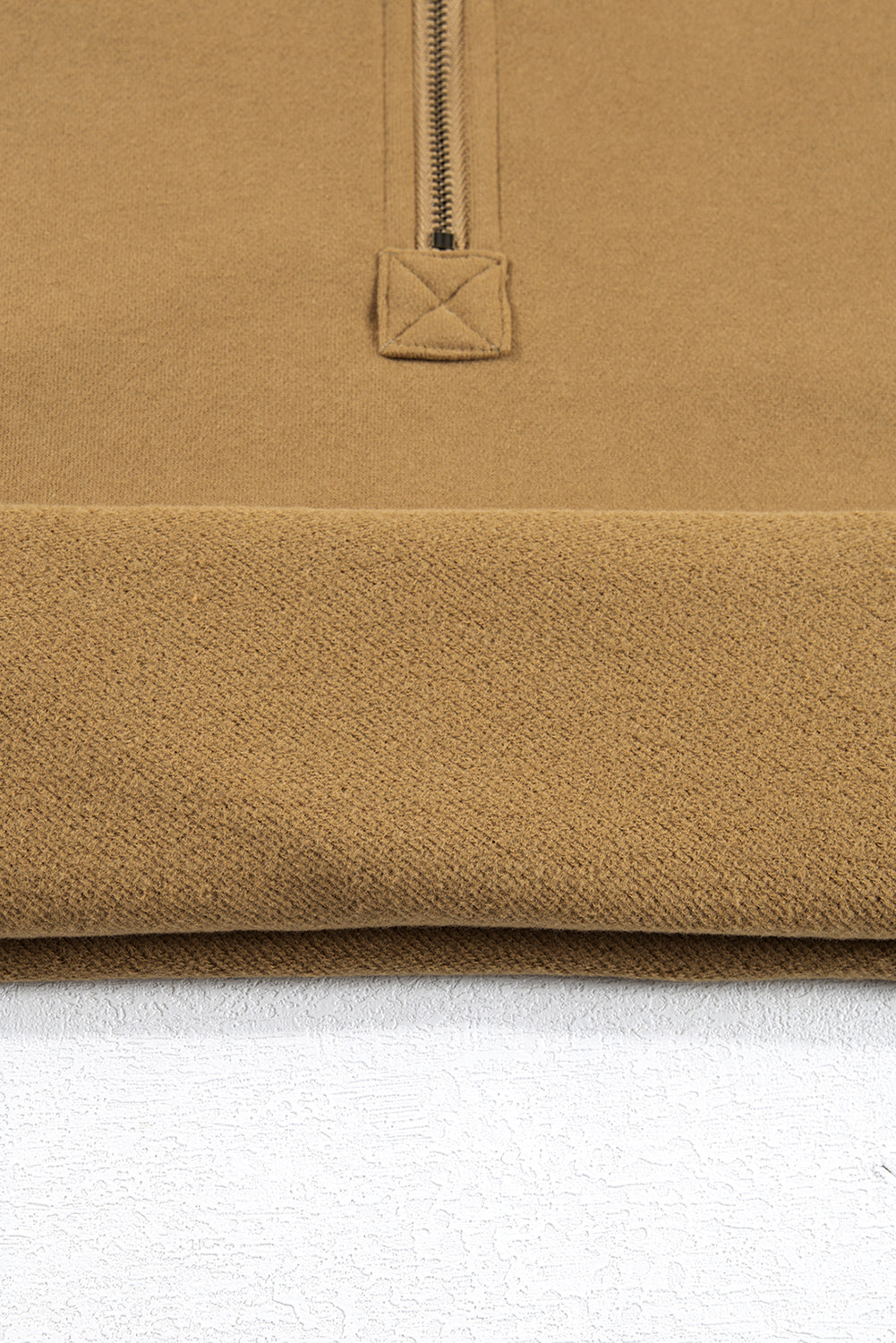 Sweat à capuche ample doublé en polaire marron avec poches kangourou à demi-fermeture éclair