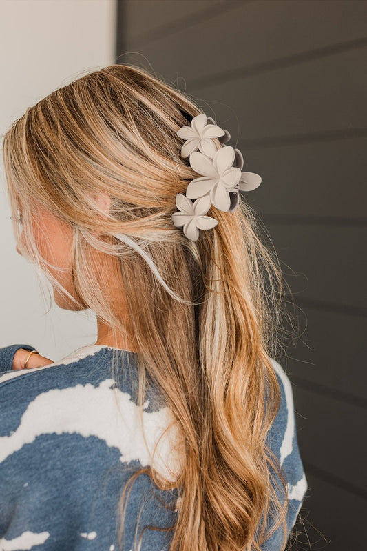 Pince à cheveux en résine plastique et fleur 3D en parchemin