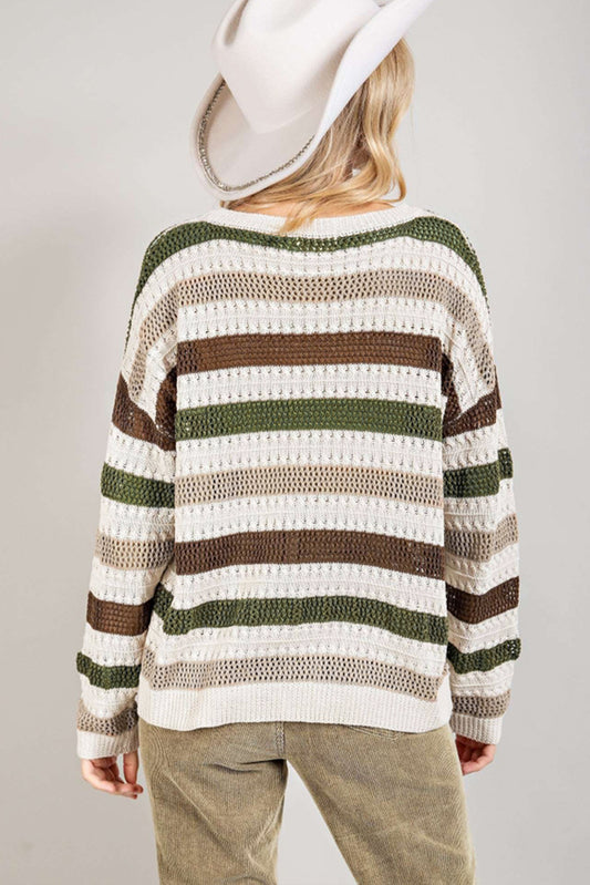 Pull en tricot ajouré à rayures et crochet