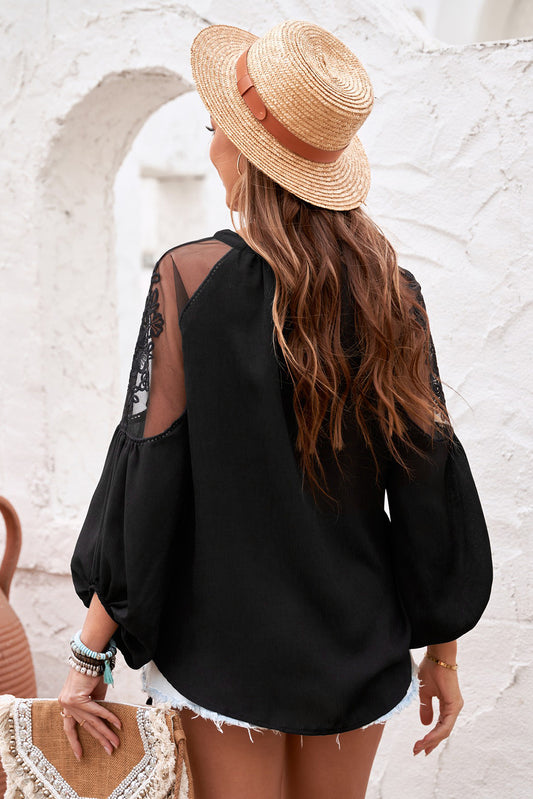 Blusa de encaje de invitación formal