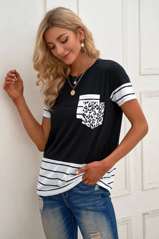 Camiseta con detalle de rayas y bolsillo de parche