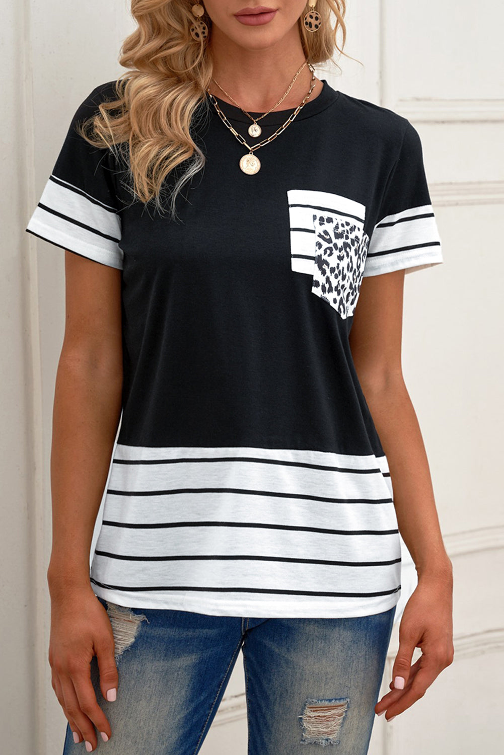 T-shirt à rayures avec poche plaquée