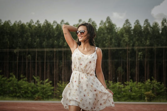 Floral Dresses: A Timeless Trend