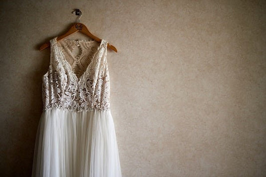 Why Do Brides Wear White Wedding Dresses on Their Big Day? - HannaBanna Clothing