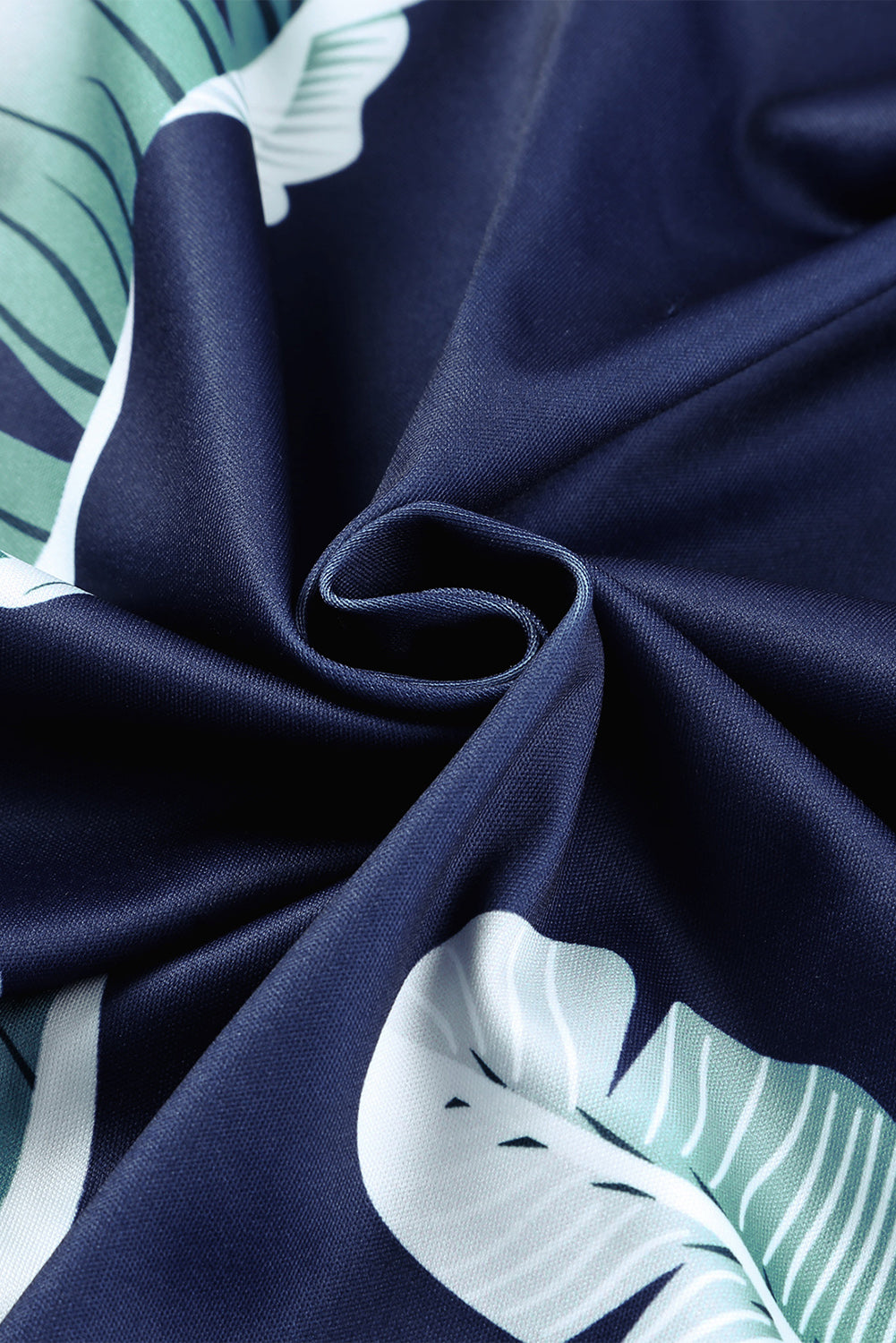 Robe mi-longue moulante fendue à épaules dénudées et imprimé floral bleu foncé