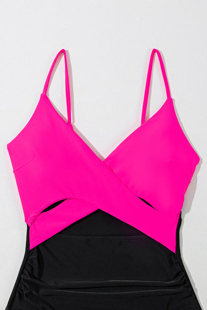 Maillot de bain une pièce à découpes croisées et colorblock rouge rose