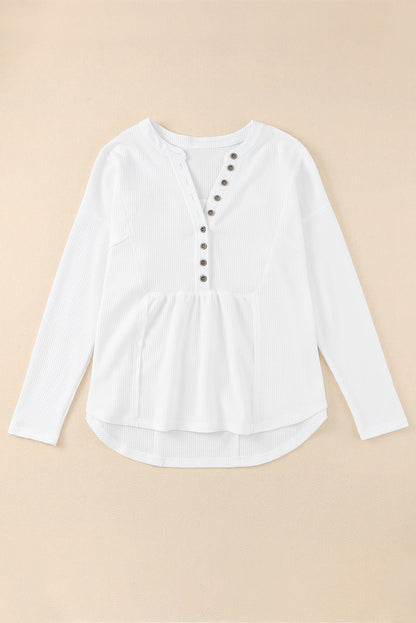 Top henley de punto gofre con medio botón 