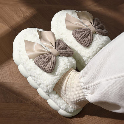 White Contrast Bowknot Applique Plush Winter Slippers (Colors May Differ by Batch)