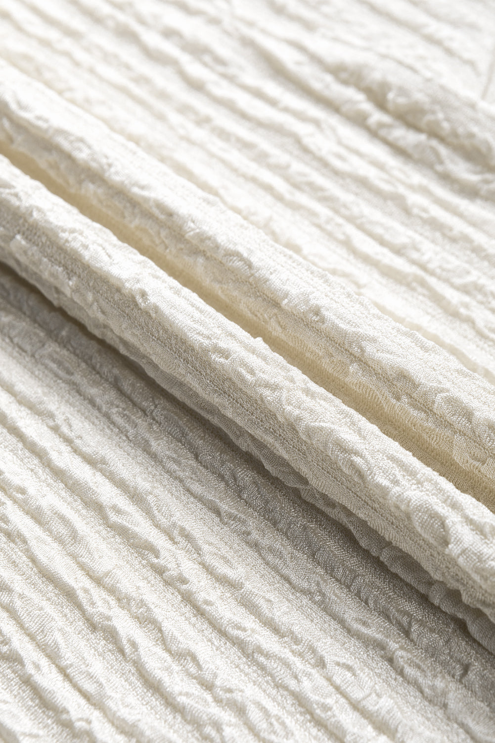 T-shirt kaki pâle texturé à manches larges et col en V