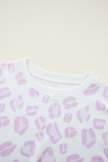 Ensemble de détente avec pull et short à imprimé animal léopard rose