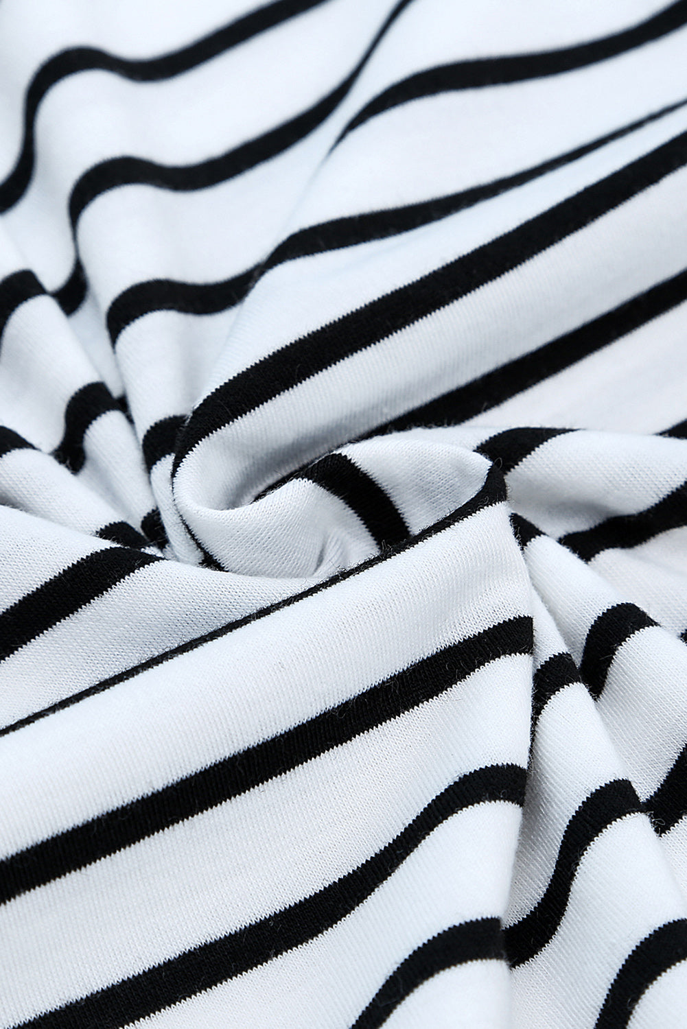 Pantalones anchos a rayas con cordón