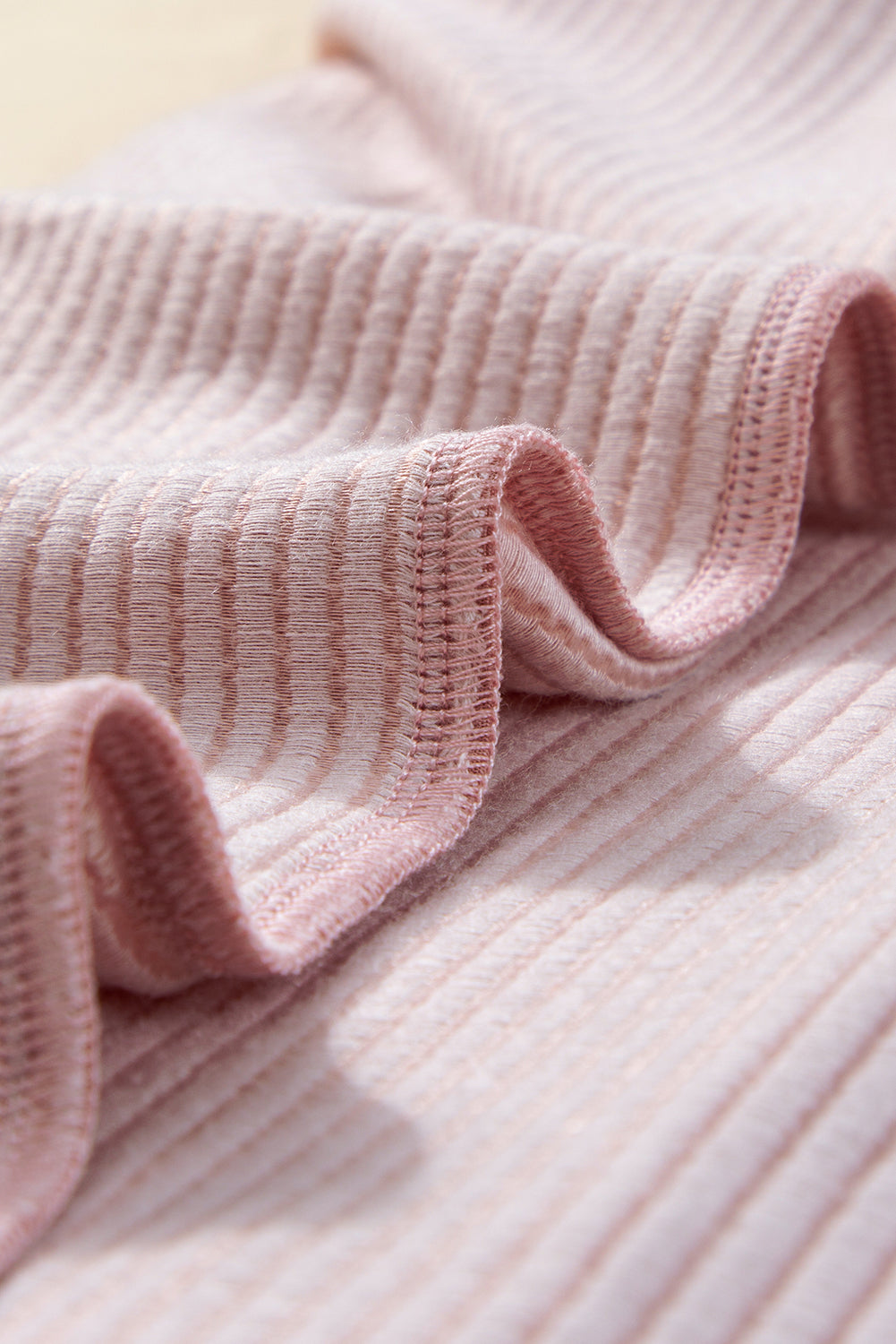 T-shirt texturé côtelé rose à blocs de couleurs