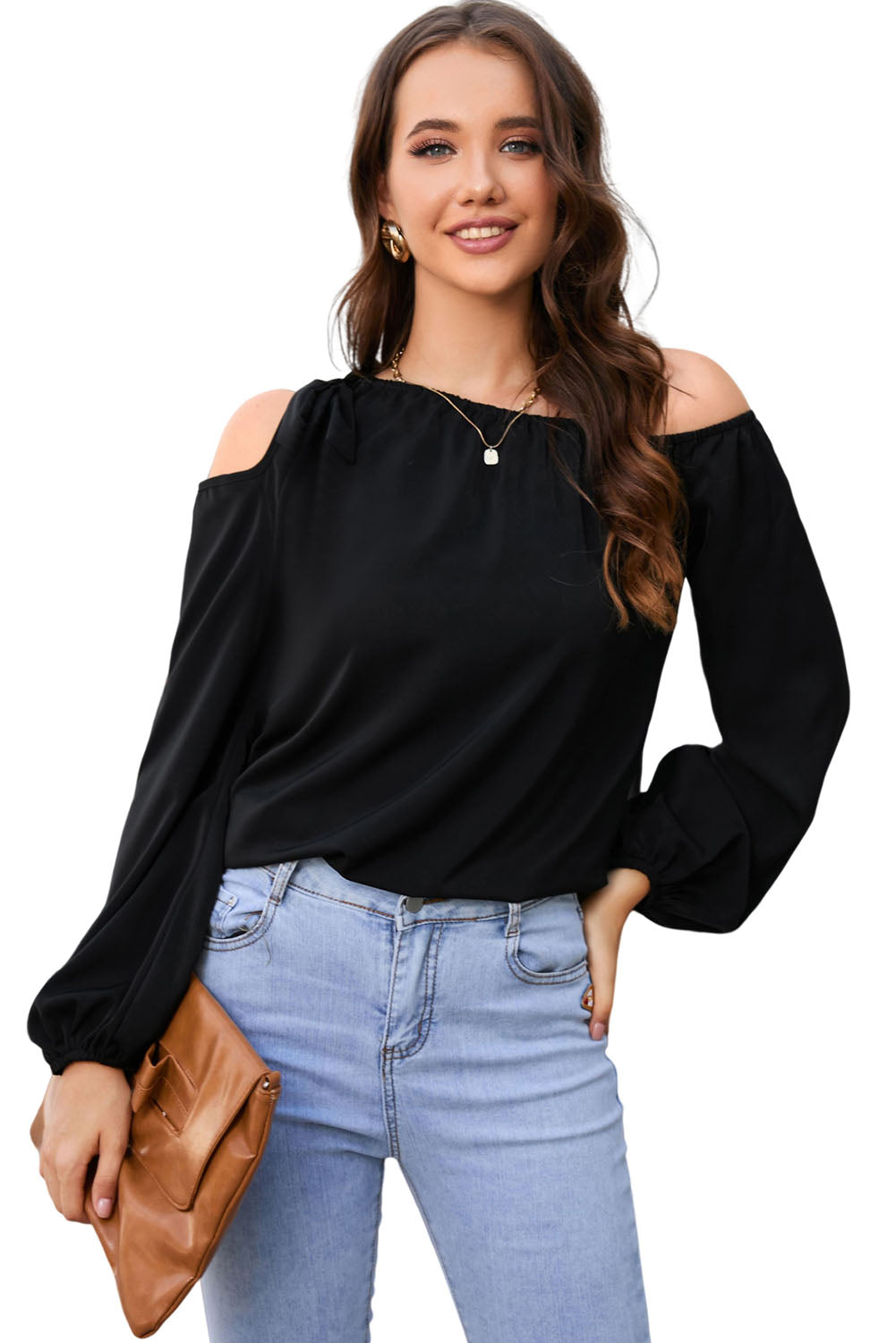 Blusa anudada asimétrica con hombros descubiertos