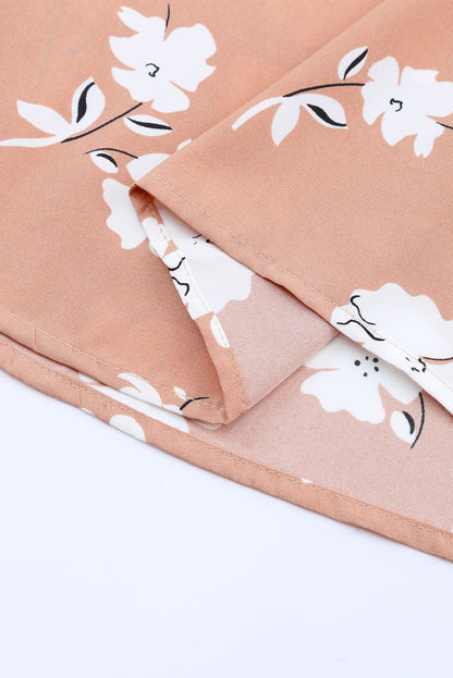 Vestido babydoll floral con cuello en V color caqui y bolsillos 