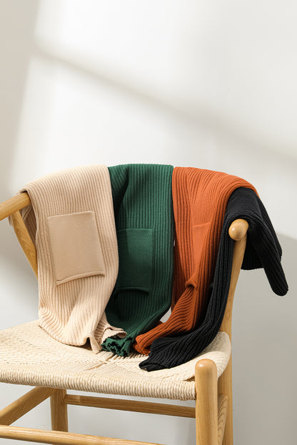 Pull à manches courtes en tricot côtelé vert noirâtre avec poches plaquées