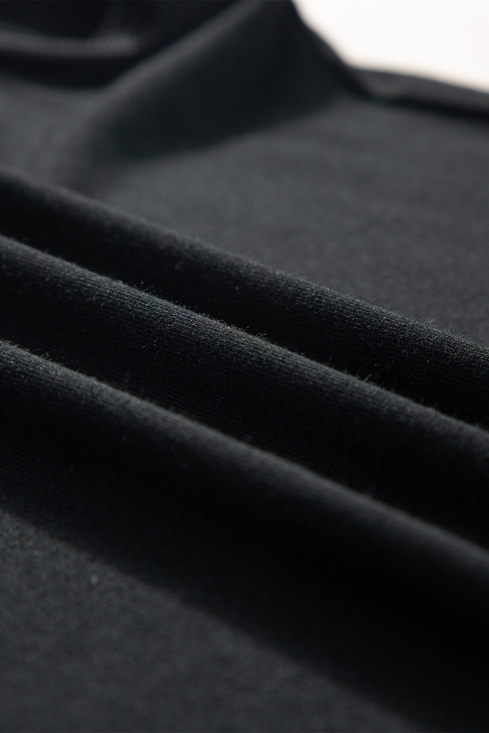 Débardeur noir côtelé à col en V