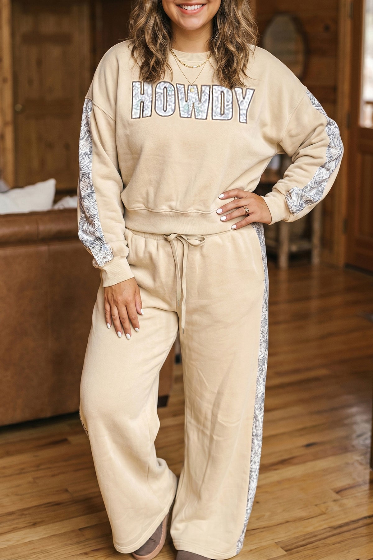 Parchment HOWDY Letter Print Colorblock Side Stripe Long Sleeve Plus Size Set