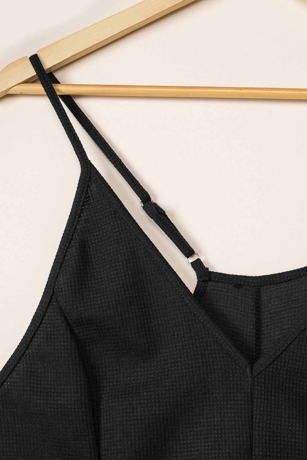 Mono casual texturizado sin mangas con cuello en V y bolsillos