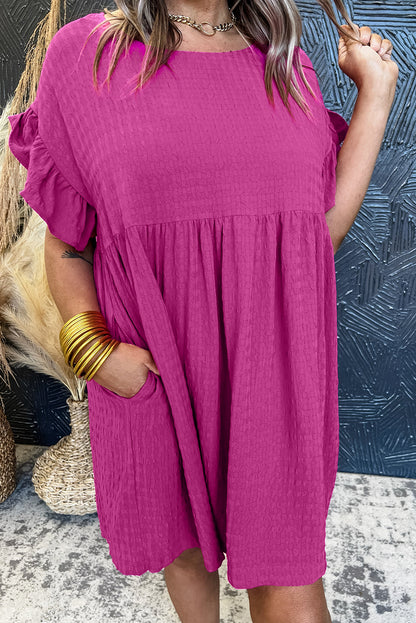 Mini-robe à volants texturée rouge rose à manches courtes