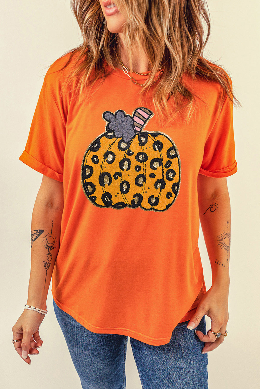 T-shirt ras du cou orange motif citrouille léopard d'Halloween