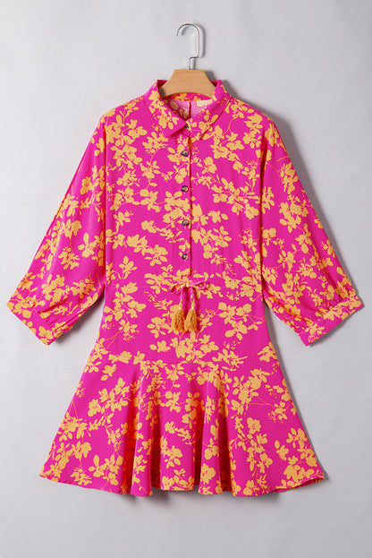 Robe courte fluide à imprimé floral rose avec cordon de serrage