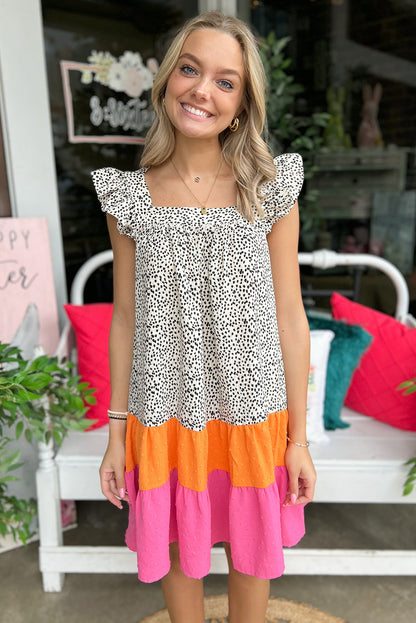 Blusa de guepardo con cuello con volantes y mangas 3/4 de color caqui 