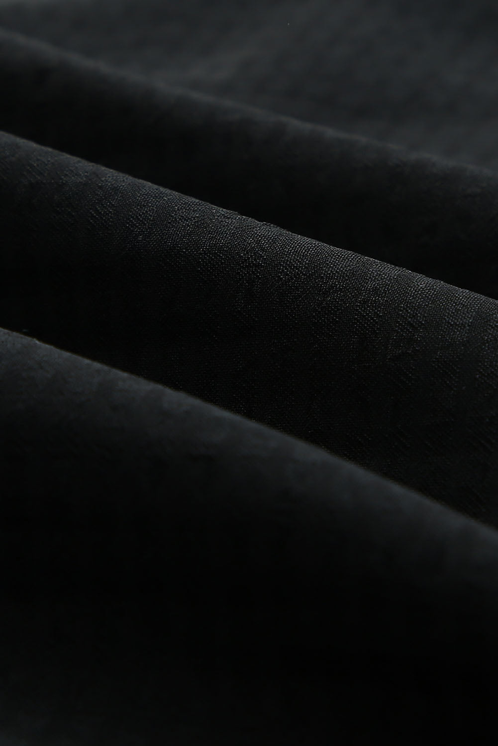 Vestido largo con tirantes finos y espalda con cordones