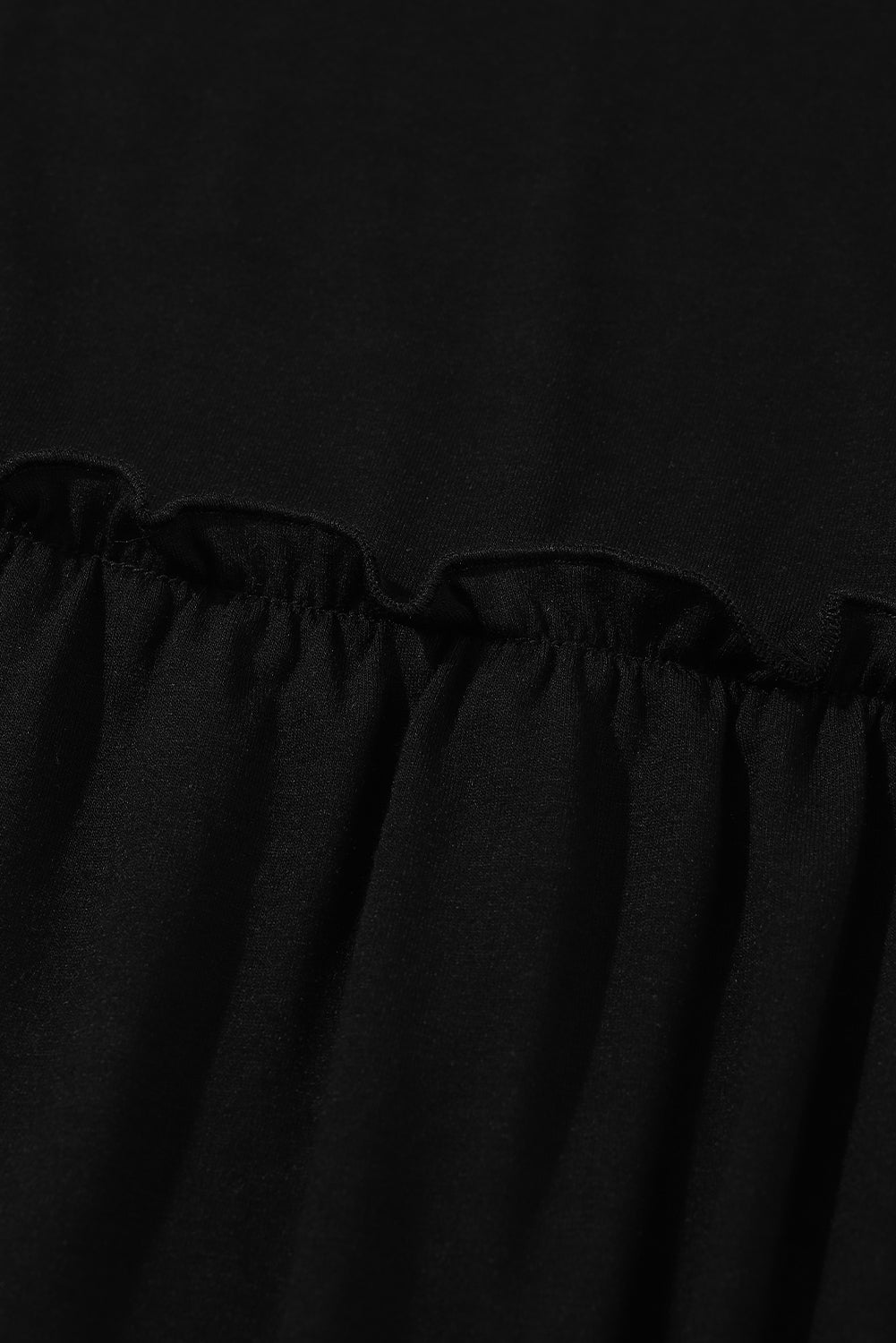 Robe noire grande taille à volants et manches patch léopard rayées 