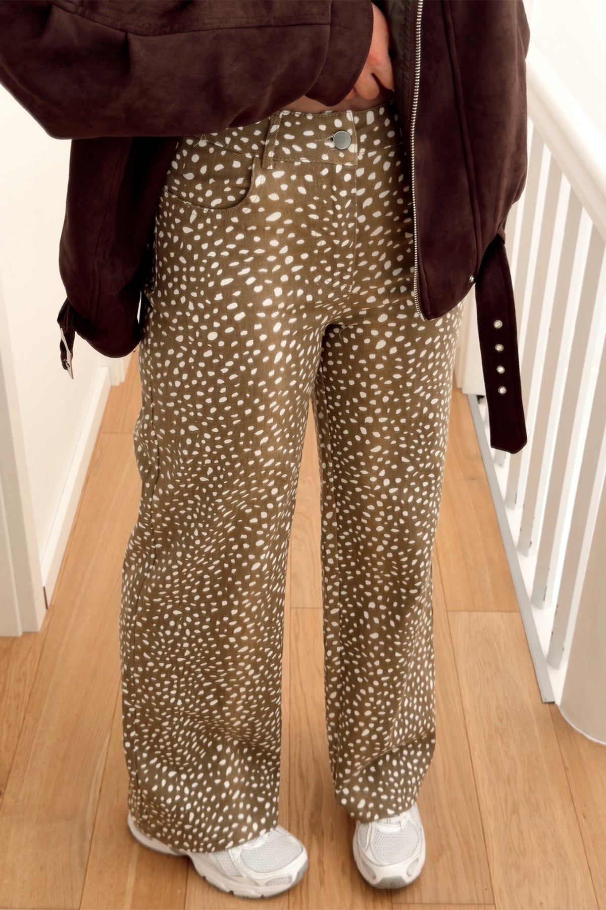 Brown Cheetah Print Pocketed Casual Shift Jeans