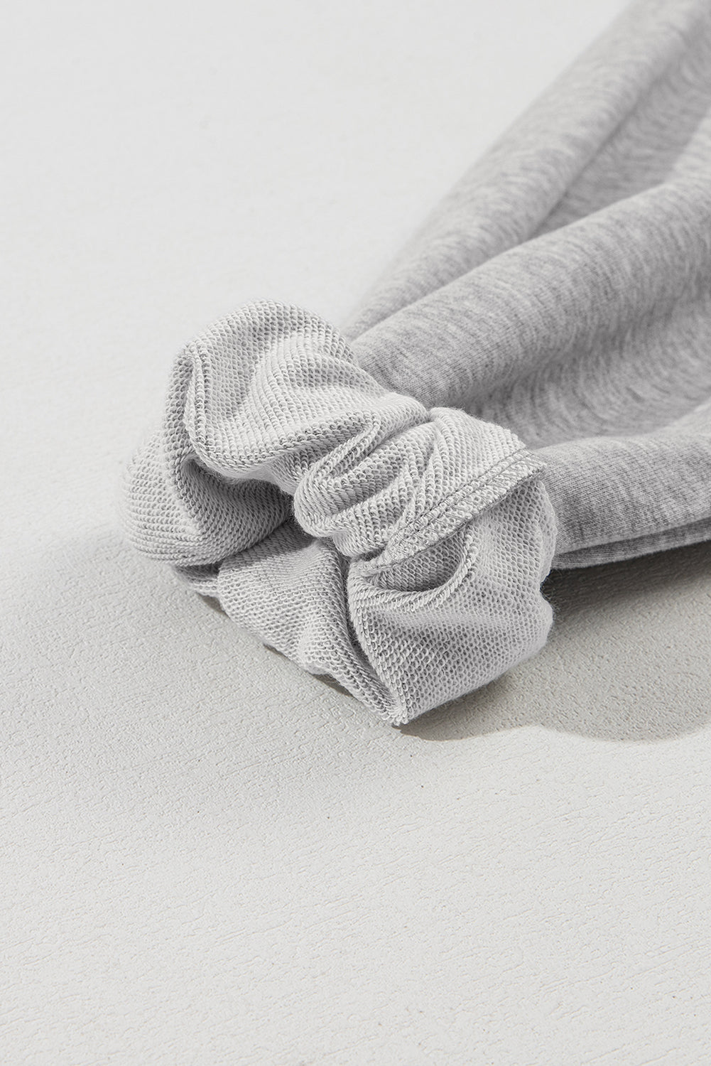 Sweat à capuche surdimensionné gris clair uni avec poche kangourou et demi-fermeture éclair