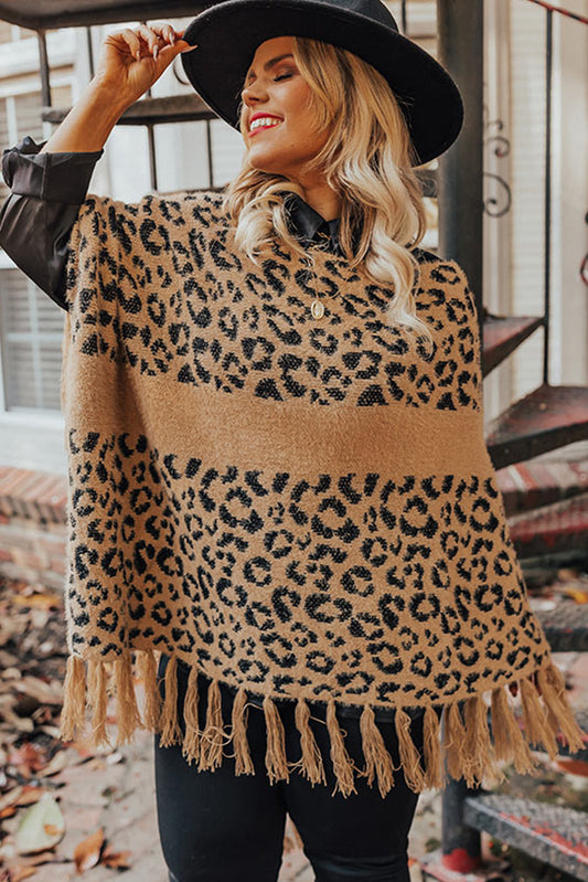 Poncho drapeado con dobladillo con borlas y talla grande de leopardo 