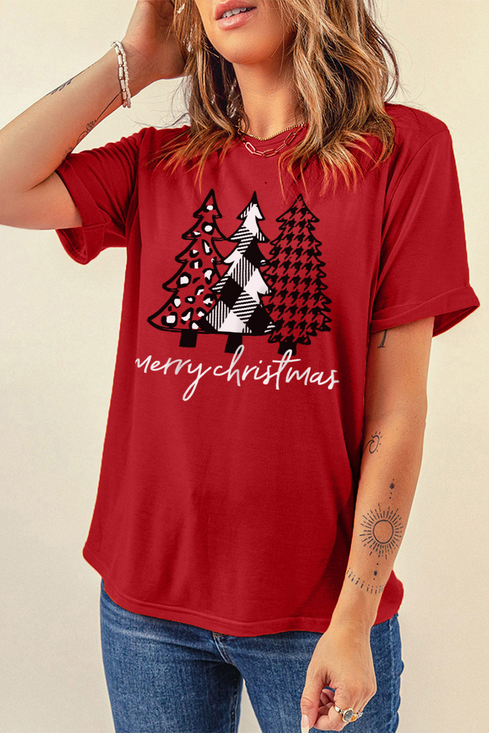 Camiseta de manga corta con estampado gráfico de Merry Christmas Trees
