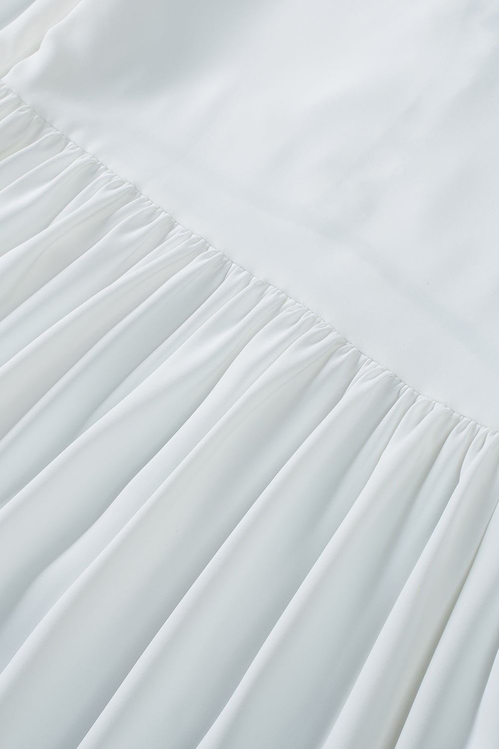 Chemisier à manches cloche et empiècements en crochet