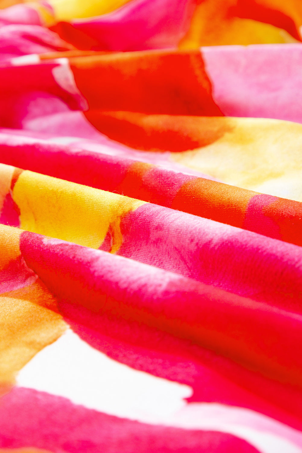 Chemisier babydoll orange à imprimé abstrait, manches 3/4, col en V et volants