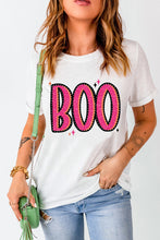 Camiseta blanca con gráfico de cuello redondo BOO