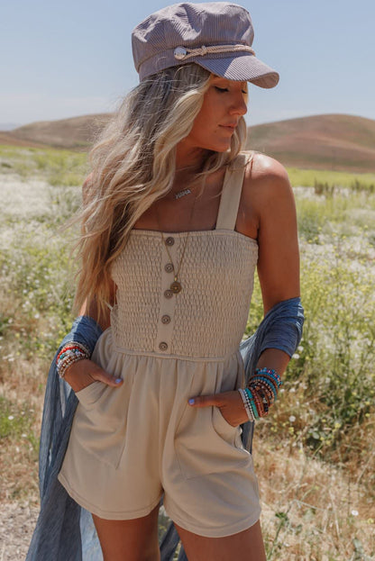 Combinaison sans manches à boutons beiges