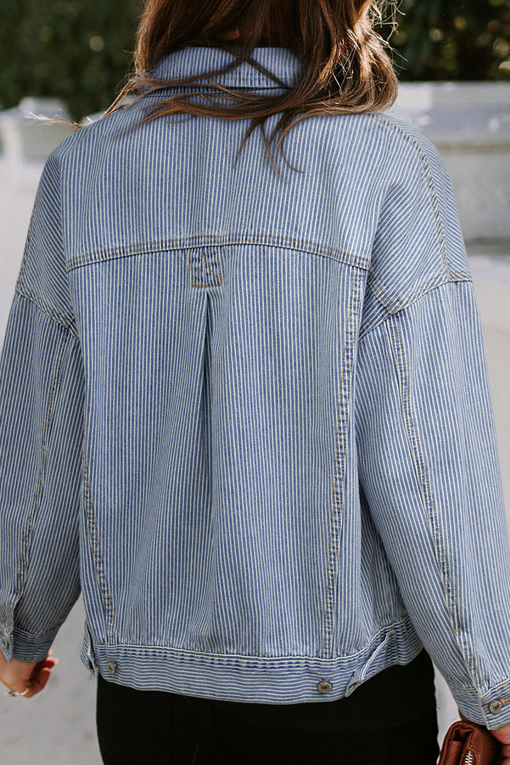 Veste en jean oversize délavée à rayures bleu ciel et poches
